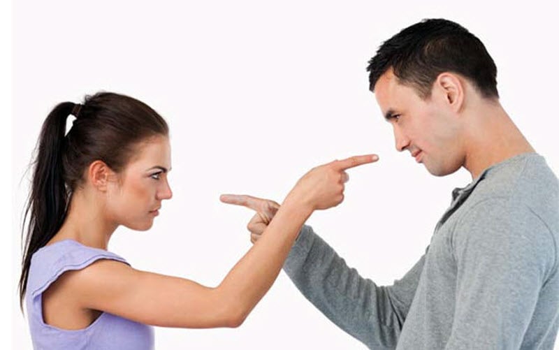 عيون الرجل والمرأة ، والاختلاف البصري ومدى تأثيره على سيكلوجيا الإنسان