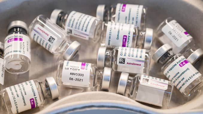 مخاطر لقاح AstraZeneca
