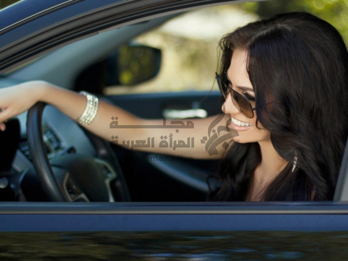 قالت خبيرة علم طاقة المكان د. مها العطار، إن السيارة تصنف في علم الطاقة إنها عنصر معدن بشكل عام وكما في الطبيعة الذي يضعف عنصر المعدن هو عنصر الماء.